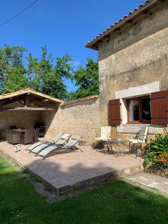 Le Petit Manoir Panzió Brux Kültér fotó